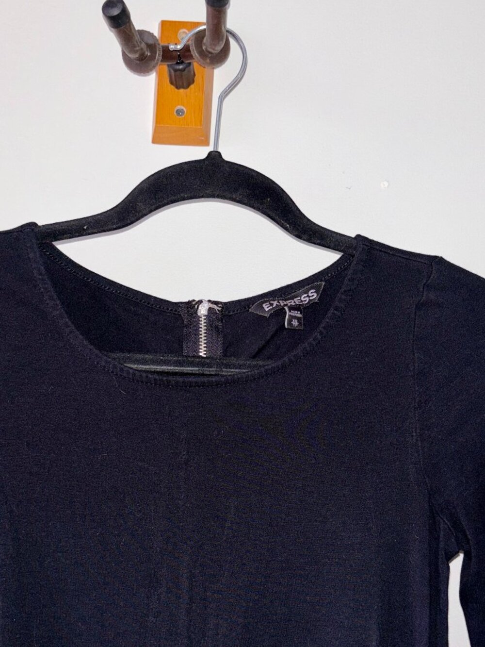 Express • Black Long Sleeve Shift T-shirt Dress - Picture 2 of 6